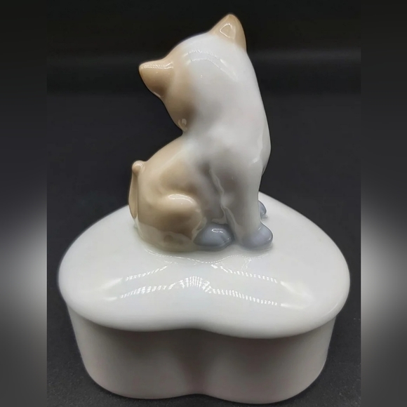 Vintage Otagiri porcelain heart trinket box with kitten. - Picture 3 of 8
